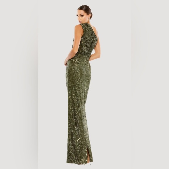 NWT | Mac Duggal 26694 Olive Sequined Gown Size 6 - Picture 4 of 11